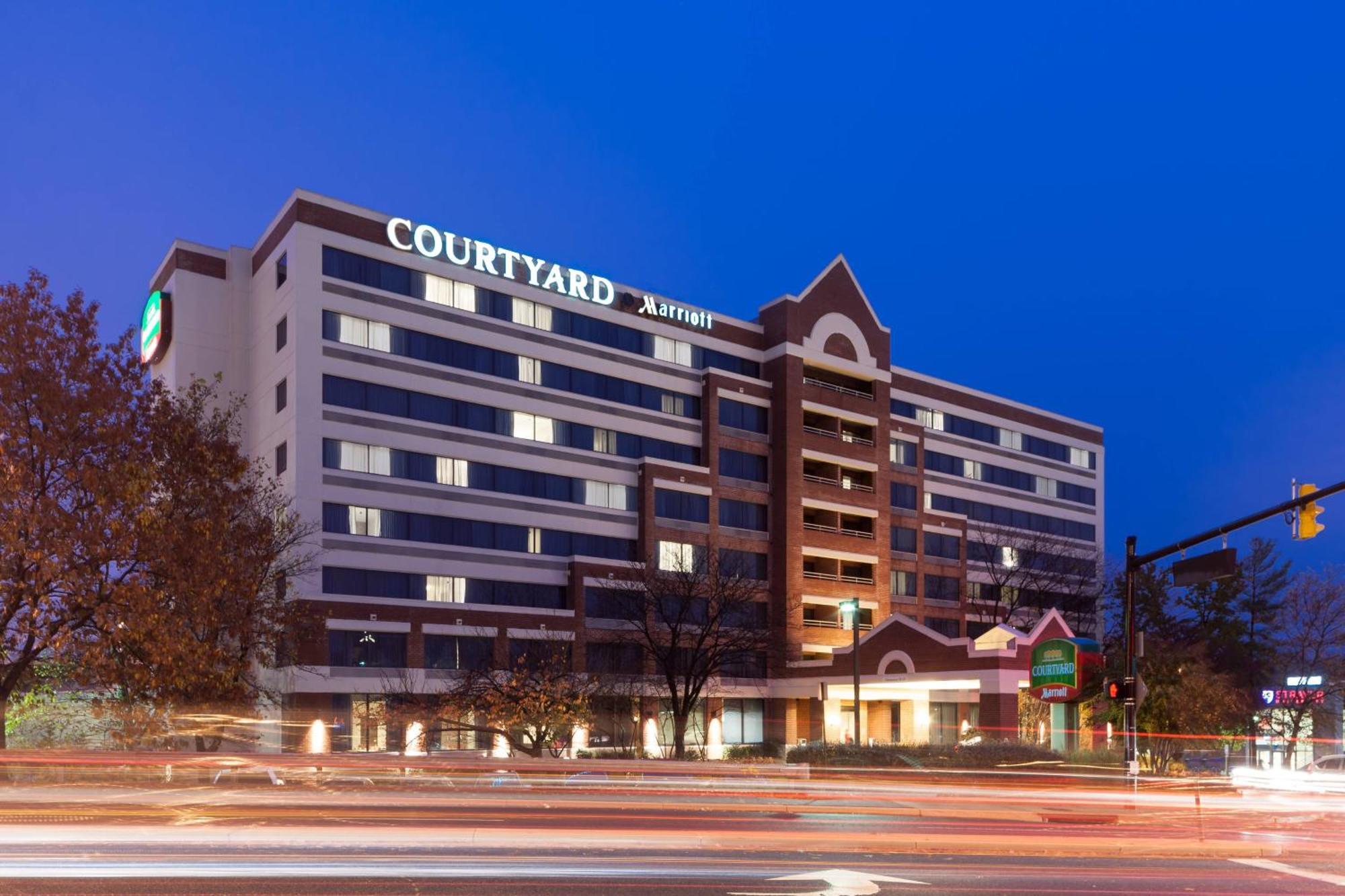 Courtyard Alexandria Old Town/Southwest Hotel Екстериор снимка
