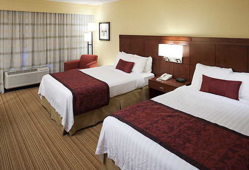 Courtyard Alexandria Old Town/Southwest Hotel Екстериор снимка